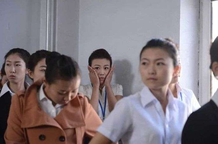 Кастинг стюардес у Китаї (24 фото)