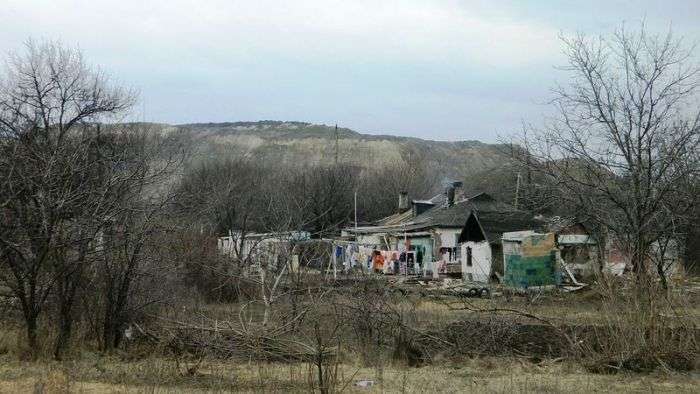 Донецьке циганське кладовищі (24 фото)