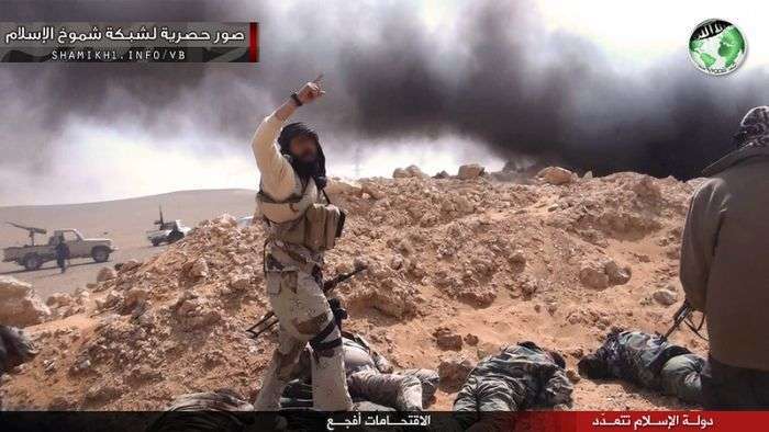 Ексклюзивний фотозвіт про джихадистах в сучасному Іраку (41 фото)