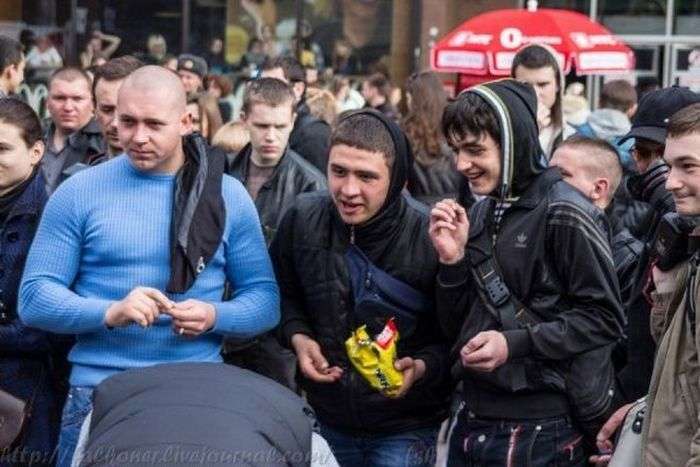 Незвичайний гоп-парад на вулицях Києва (24 фото)